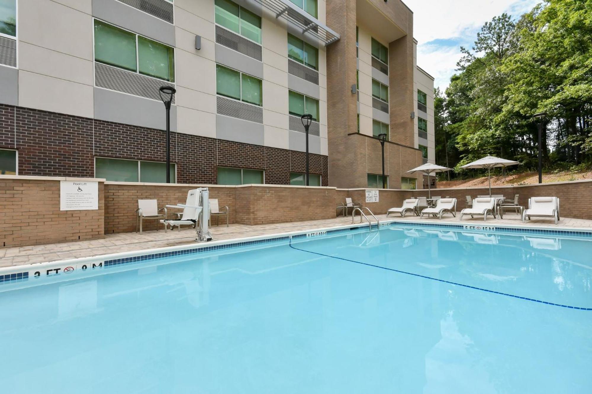 Holiday Inn Express & Suites Charlotte - Ballantyne By Ihg Esterno foto